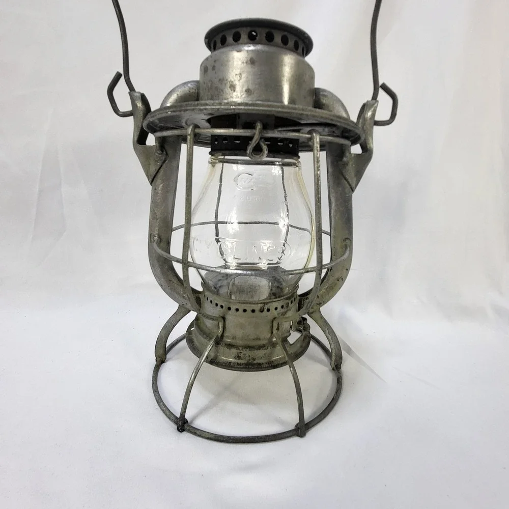 Dietz Vesta Railroad Lantern New York Central Vintage Kerosene Clear Globe USA